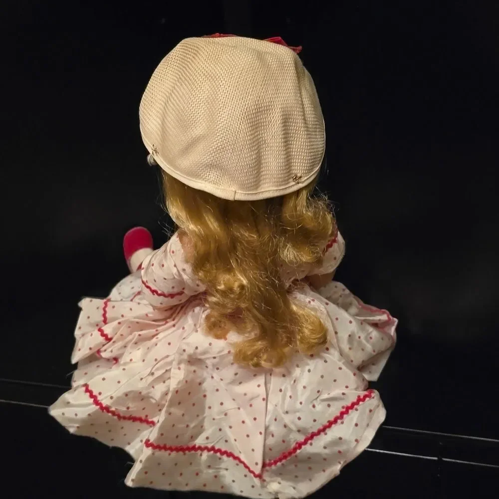 Vintage MADAME ALEXANDER  1950's Doll 